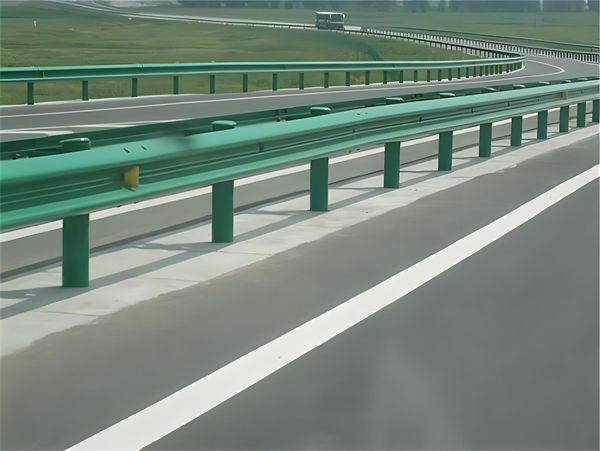 辽阳高速护栏板守护安全广泛应用于多个行业