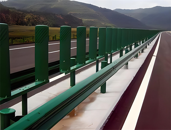 辽阳三波护栏板在高速公路的应用